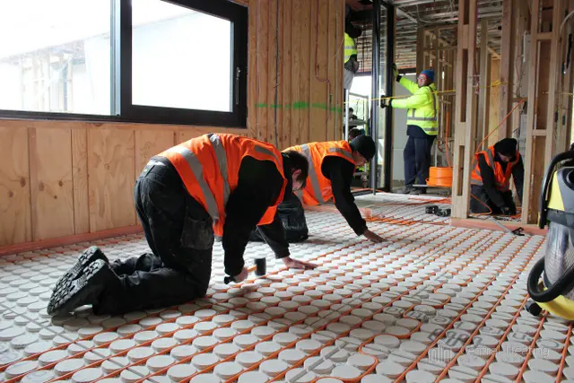 Laying Variocomp Pipe in a new build